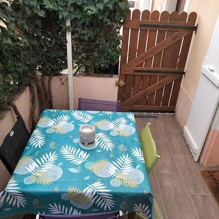 Apartamento Le Cocon Zen Voiron Exterior foto