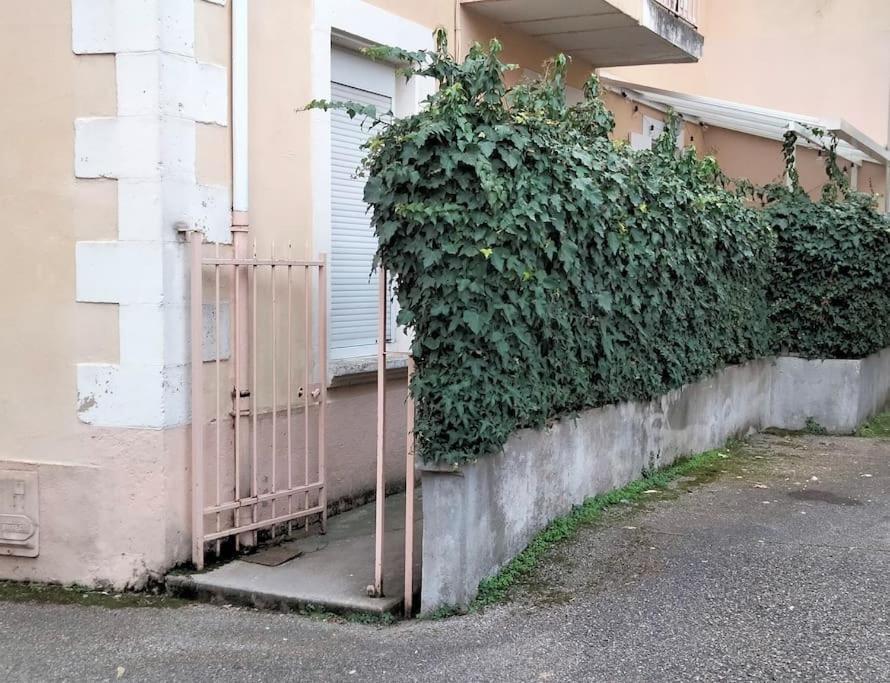 Apartamento Le Cocon Zen Voiron Exterior foto